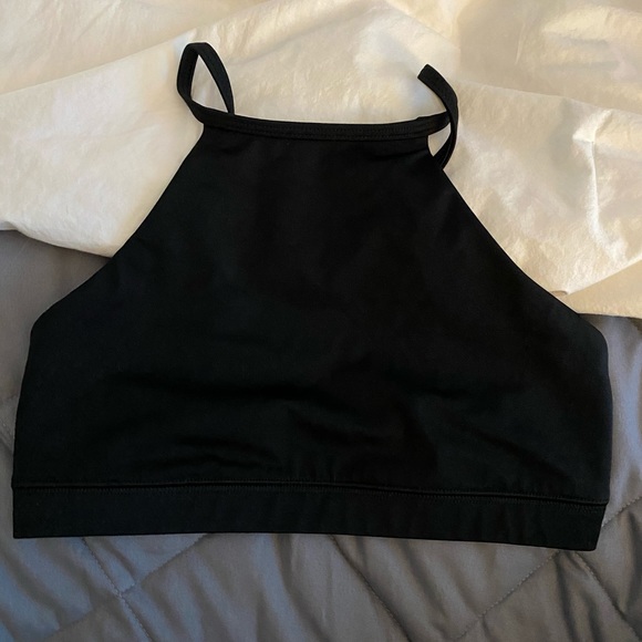 Accessories - KDEER Black High Neck Sports Bra